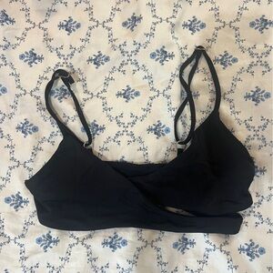Black Criss-Cross Bikini Top | XS/S